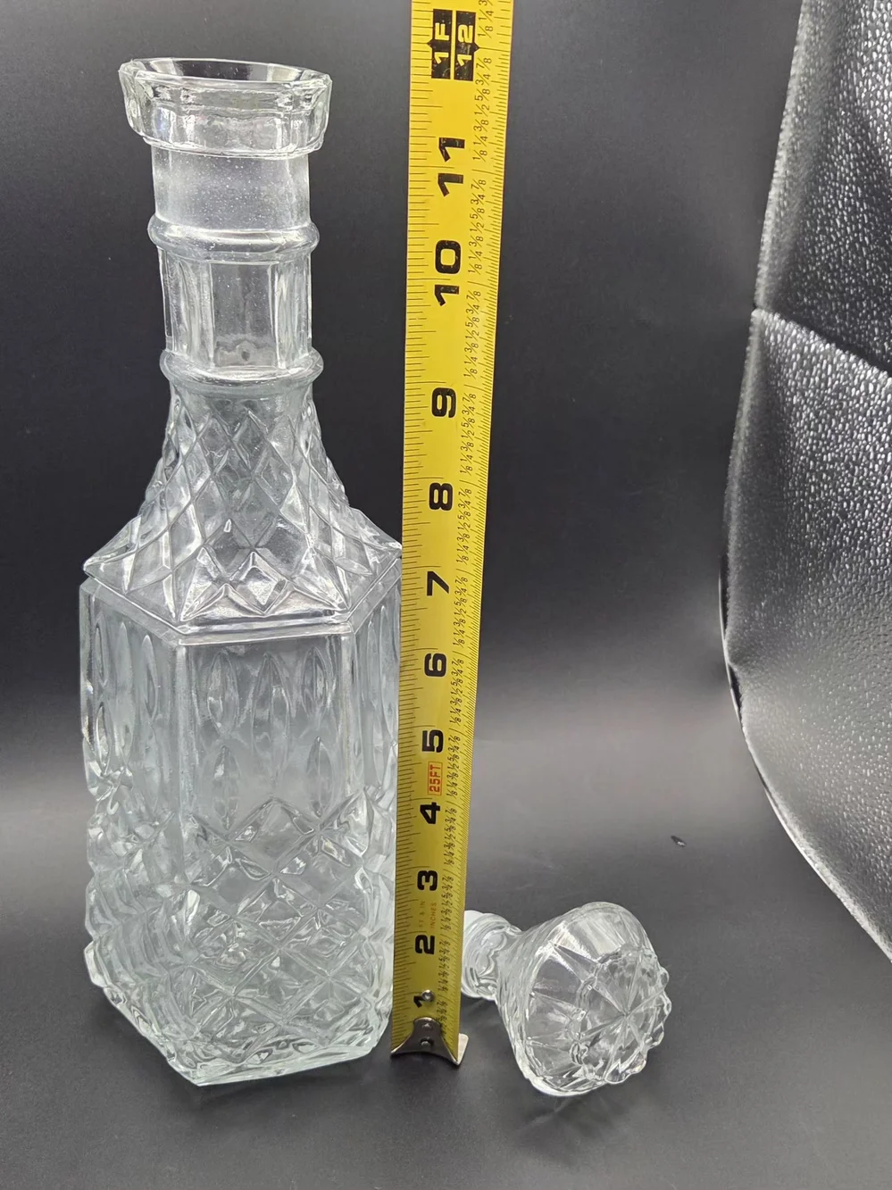 Vintage LIBBEY OF CANADA Glass Decanter & Stopper Diamond Pattern